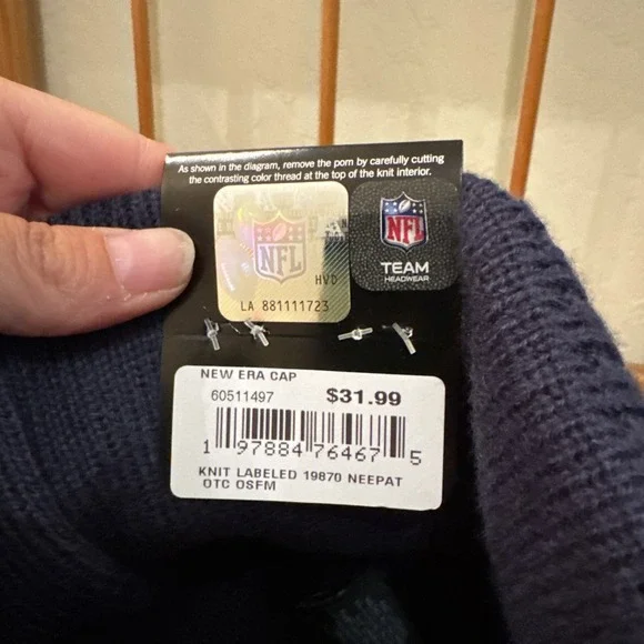 NEW ERA Women's NFL Sport Knit Beanie NEW ENGLAND PATRIOTS - Picture 3 of 3